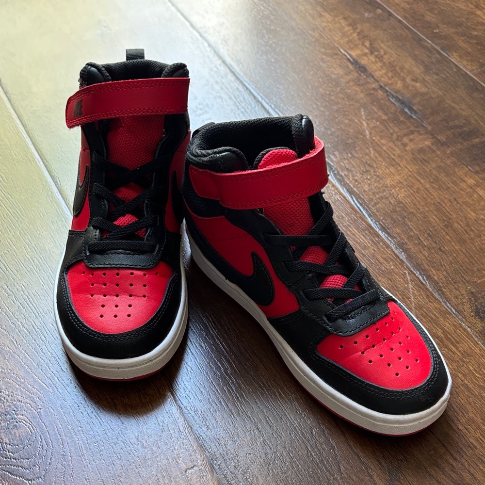 Nike Kids 13c High-Top Sneakers in Red and Black - Lightweight Comfort